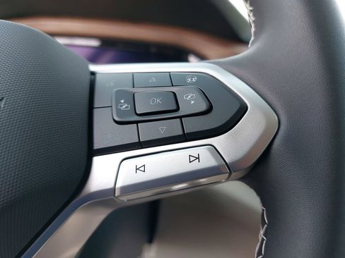 New 2026 Volkswagen Atlas SE image 15