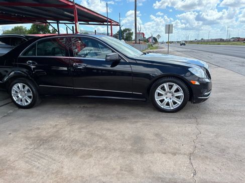 Used 2013 Mercedes-Benz E 350 Sedan image 14