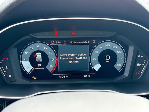 Used 2025 Audi Q3 2.0T Premium image 40