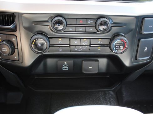 Used 2025 Ford F350 XL AWD/4WD image 36