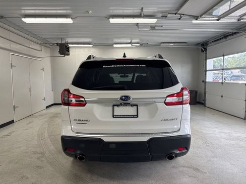 Used 2020 Subaru Ascent Premium w/ Convenience Package AWD/4WD image 4