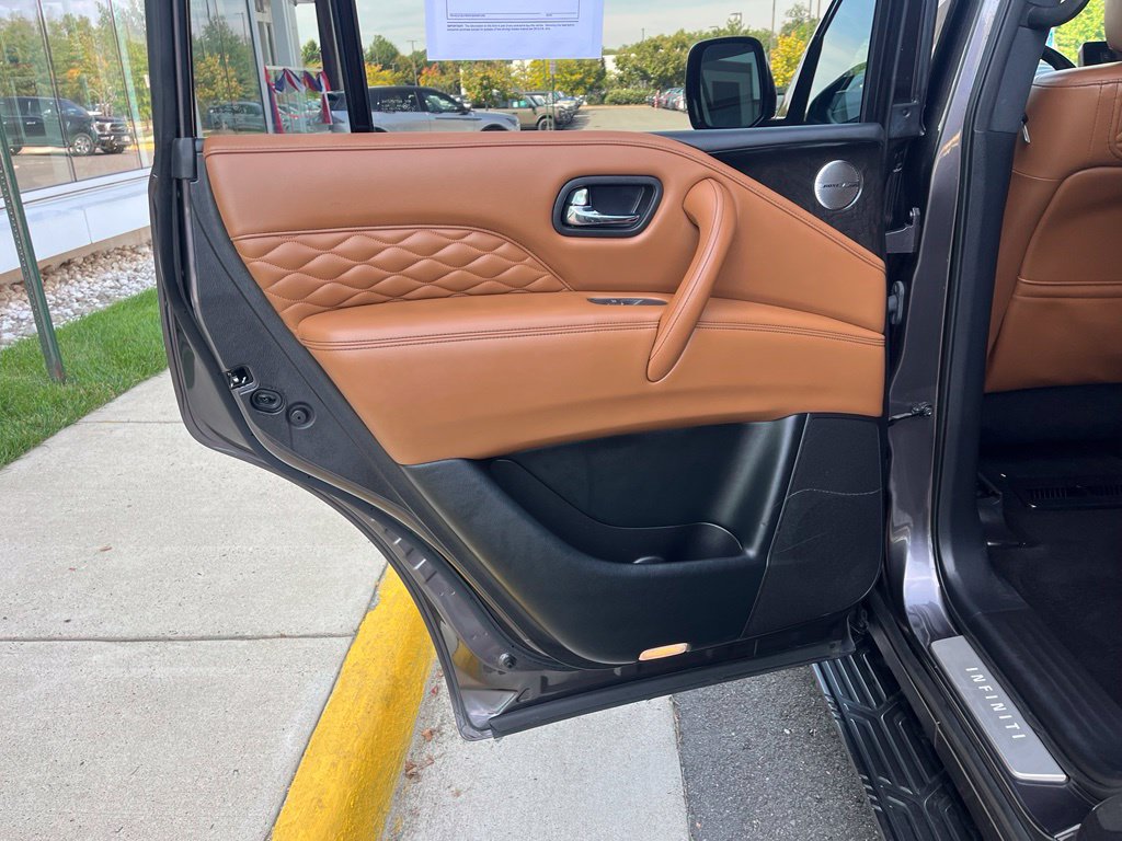 Used 2022 INFINITI QX80 Sensory w/ All-Season Package AWD/4WD image 20