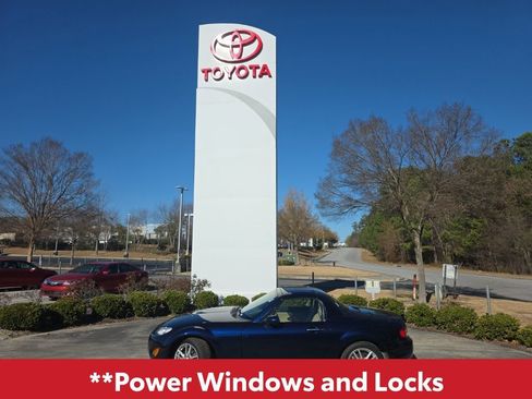 Used 2012 MAZDA MX-5 Miata Grand Touring image 4