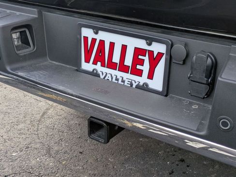 New 2025 Ford F150 Lariat w/ Equipment Group 501A Mid image 19