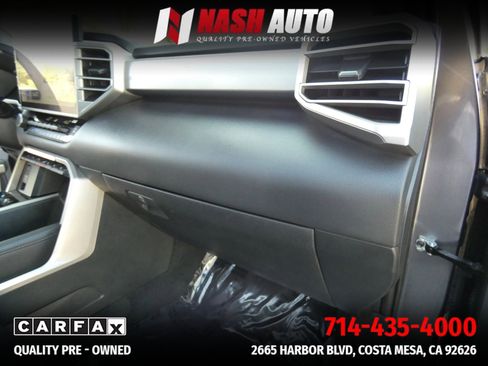 Used 2025 Toyota Tundra Limited AWD/4WD image 37