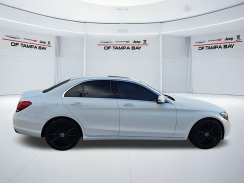 Used 2021 Mercedes-Benz C 300 Sedan image 7