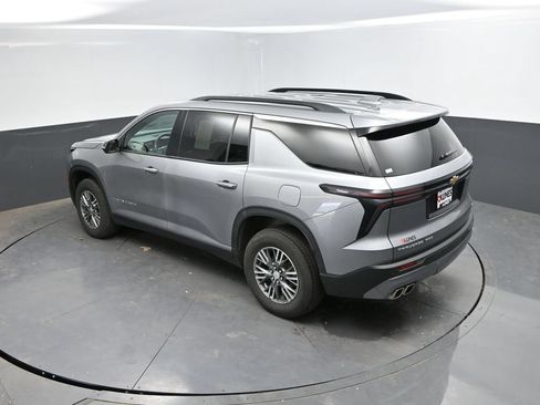 Used 2024 Chevrolet Traverse LT AWD/4WD image 26