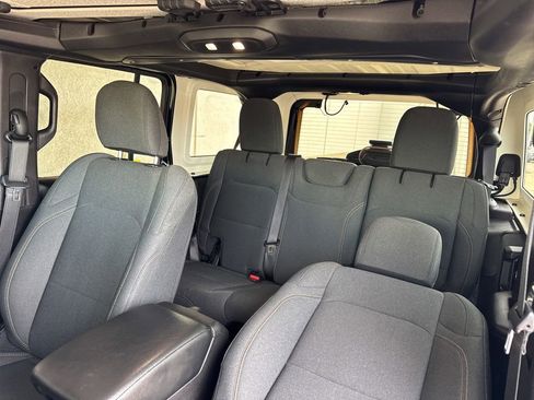 Used 2024 Jeep Wrangler Unlimited Sport AWD/4WD image 27