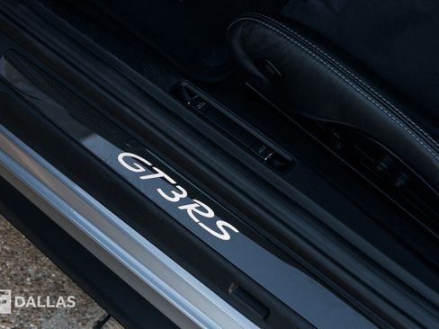 Used 2019 Porsche 911 GT3 RS image 24