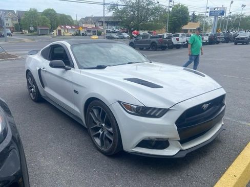 Used 2016 Ford Mustang GT Premium w/ Equipment Group 401A RWD image 3