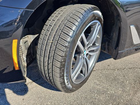 Certified 2023 BMW 530i w/ Premium Package image 34