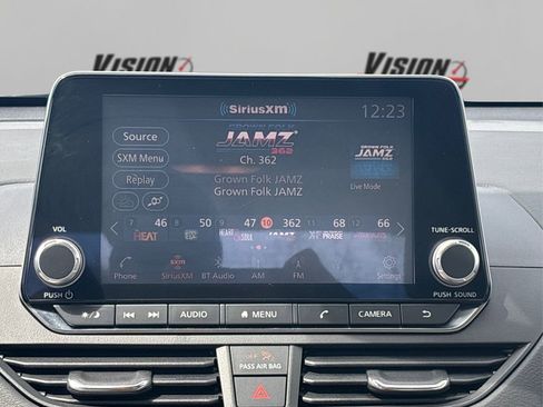 Used 2022 Nissan Altima 2.5 SV w/ SV Premium Package AWD/4WD image 19