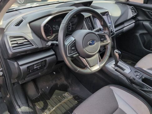 Used 2019 Subaru Crosstrek 2.0i Premium w/ Moonroof Package AWD/4WD image 2