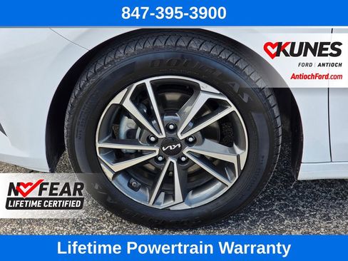 Used 2023 Kia Forte LXS w/ LXS Technology Package image 12