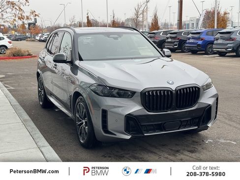 New 2026 BMW X5 xDrive50e image 8