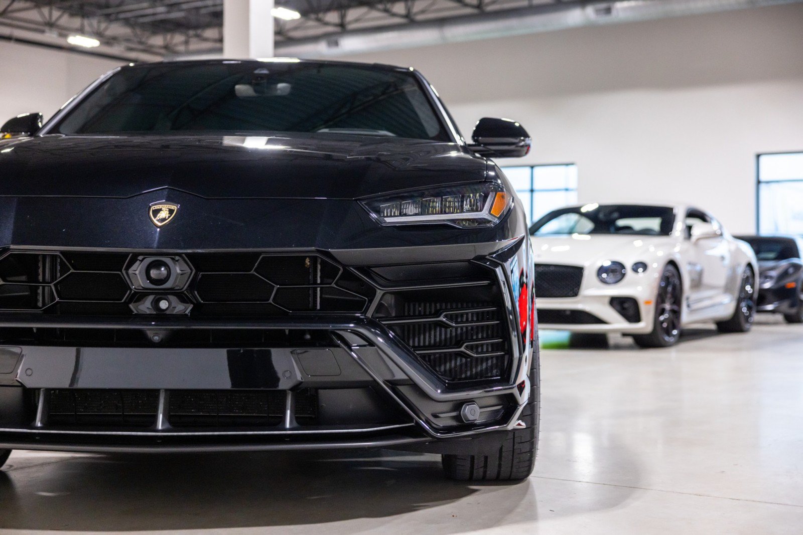 Used 2020 Lamborghini Urus AWD/4WD image 19