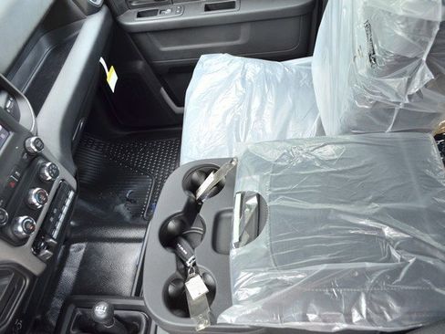 New 2024 RAM 3500 Tradesman w/ Chrome Appearance Group image 22