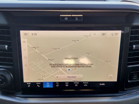 New 2025 Ford F250 Platinum w/ Platinum Plus Package image 17