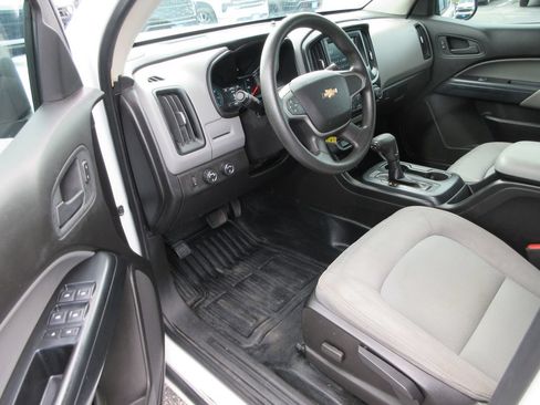 Certified 2017 Chevrolet Colorado W/T w/ WT Convenience Package AWD/4WD image 13