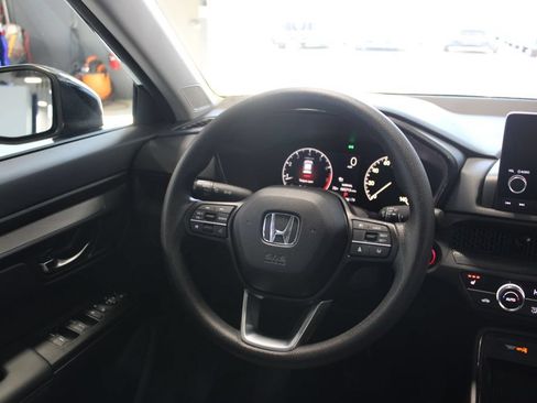 Certified 2025 Honda CR-V EX image 14
