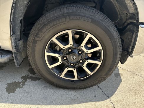 Used 2020 Toyota Tundra Limited AWD/4WD image 17