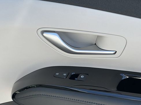 Used 2024 Hyundai Tucson Limited image 17