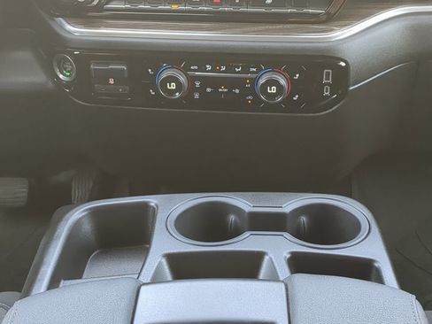 Used 2022 Chevrolet Silverado 1500 LT w/ Protection Package image 17