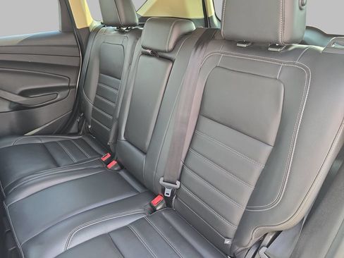 Used 2018 Ford Escape SEL w/ Ford Safe & Smart Package FWD image 15