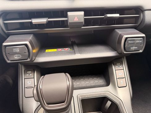 New 2026 Toyota RAV4 XSE AWD/4WD image 23