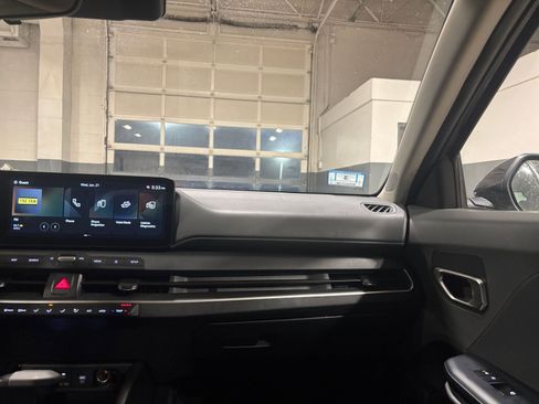 Used 2025 Kia K4 LXS image 34