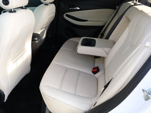 Used 2021 Buick Encore GX Essence w/ Advanced Technology Package image 17