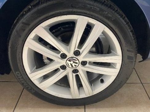 Used 2017 Volkswagen Jetta SEL image 34