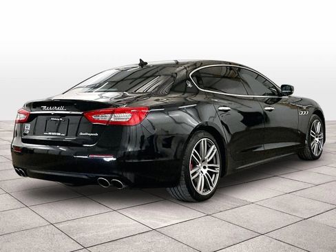 Used 2018 Maserati Quattroporte S Q4 AWD/4WD image 11
