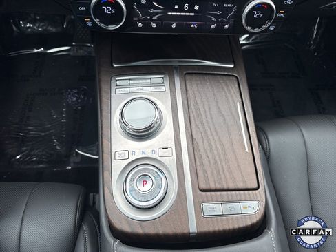Used 2024 Genesis G80 image 25