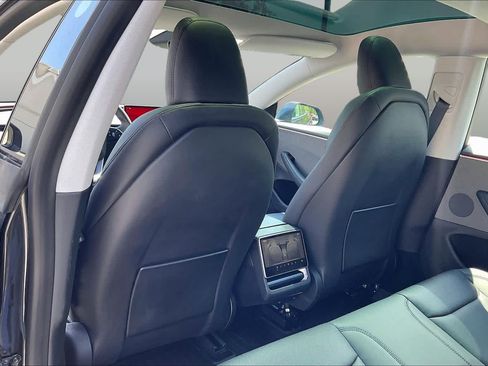 Used 2024 Tesla Model 3 Standard Range RWD image 21