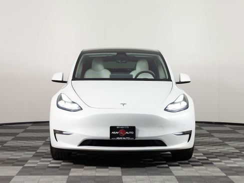 Used 2022 Tesla Model Y Performance AWD/4WD image 12