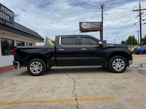 Used 2022 Chevrolet Silverado 1500 LTZ w/ LTZ Premium Package AWD/4WD image 4