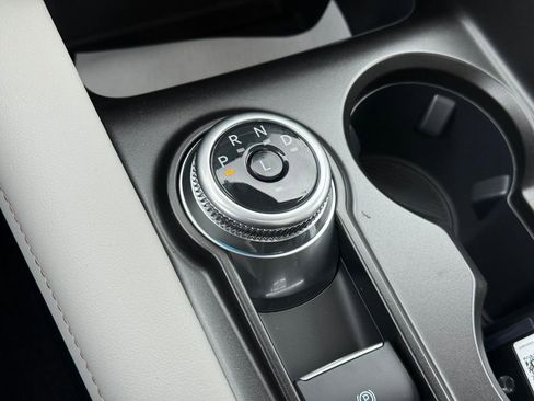 New 2026 Ford Explorer Active w/ Active Comfort Package image 17