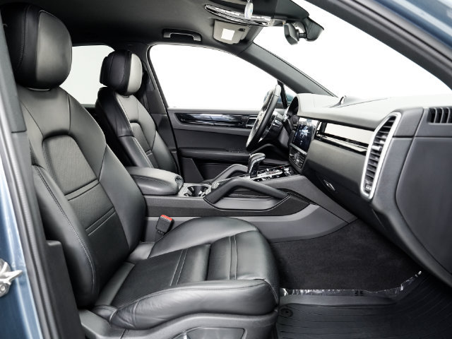 Certified 2019 Porsche Cayenne AWD/4WD image 24