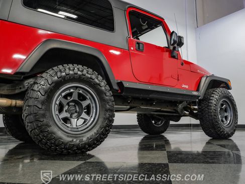 Used 2005 Jeep Wrangler Unlimited Rubicon w/ Security Group AWD/4WD image 29