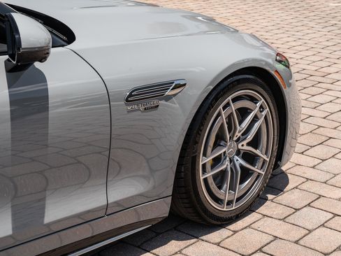 Used 2024 Mercedes-Benz SL 55 AMG 4MATIC image 17