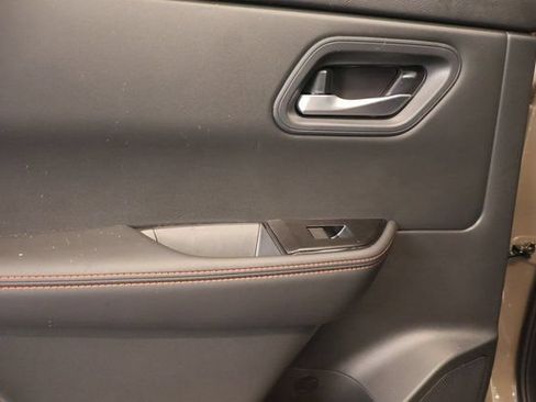 New 2026 Nissan Rogue SV AWD/4WD image 27