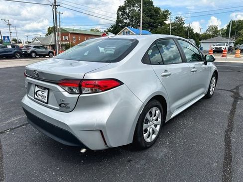 Used 2024 Toyota Corolla LE FWD image 8