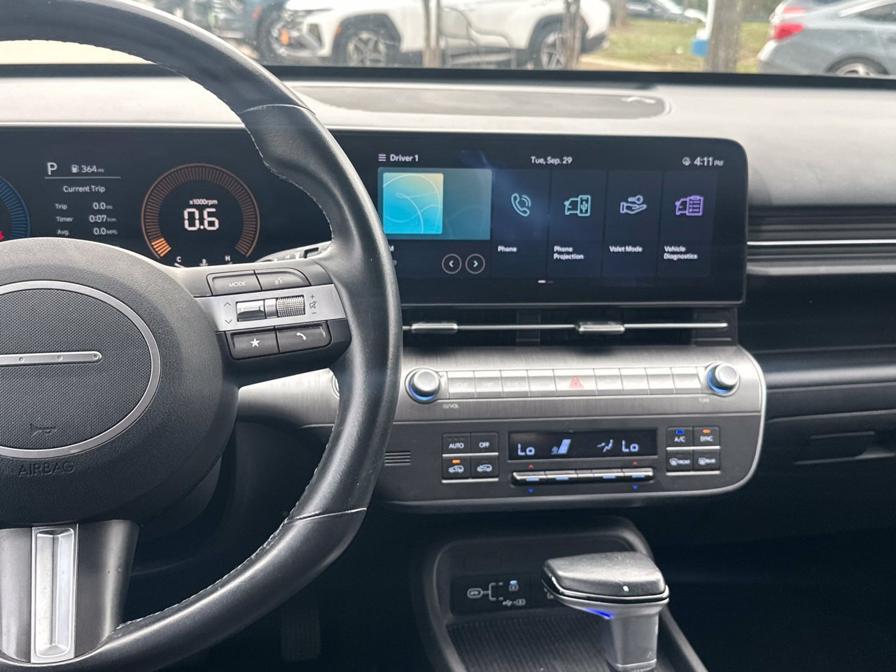 Used 2025 Hyundai Kona SEL FWD image 15