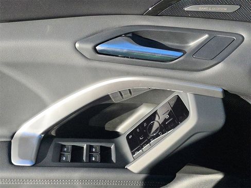 New 2025 Audi Q5 Premium Plus image 19