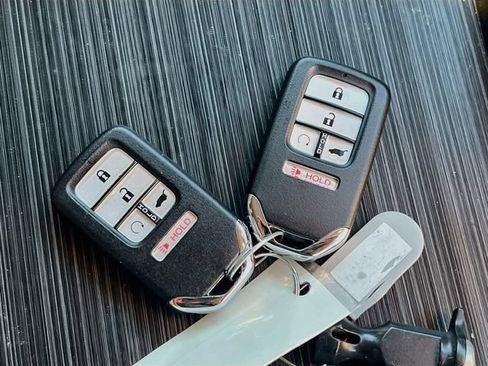 Used 2022 Honda Pilot EX-L image 33