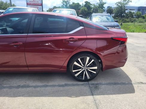 Used 2021 Nissan Altima 2.5 SR w/ SR Premium Package FWD image 48