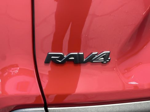 Certified 2025 Toyota RAV4 XLE Premium FWD image 26