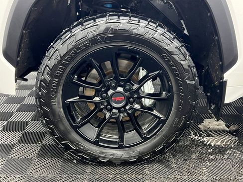 Used 2024 Toyota Tundra Limited image 10