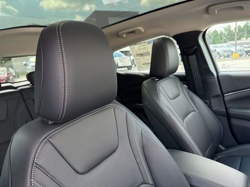 New 2025 Ford Mustang Mach-E Premium image 17